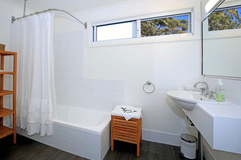 Jervis Bay Beach Shack I Pet Friendly - Travel Search 8
