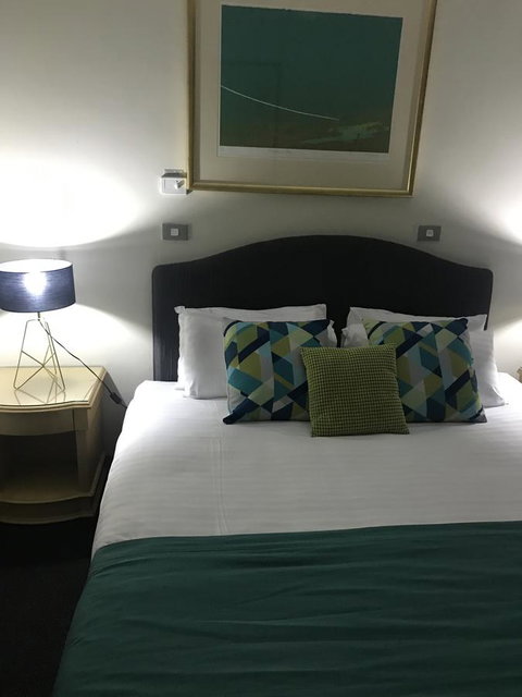 Mariners Court Hotel Sydney - Tourism Guide 3