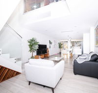 Luxury Villa Darlington - Vine - Cruises Travel