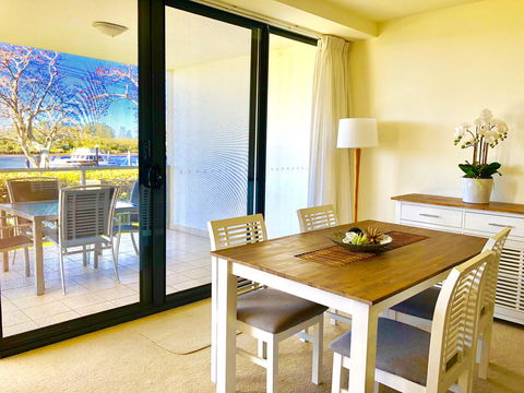 Boathouse Resort (Water Front) - Travel Agents 2