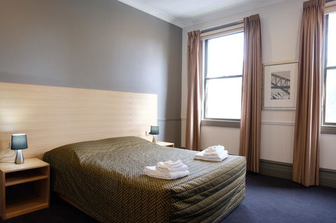 Royal Exhibition Hotel - Cruises Travel 15