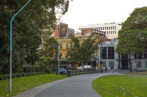 Royal Exhibition Hotel - Cruises Travel 26