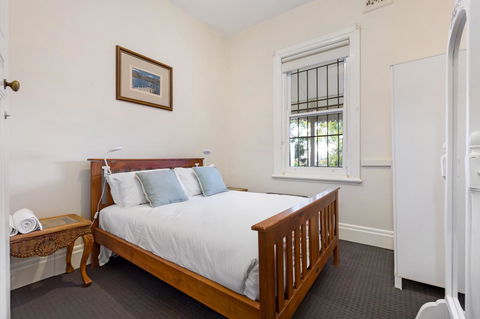 Drummoyne 3 Bedroom Home (62ALE) - Cruises Travel 3