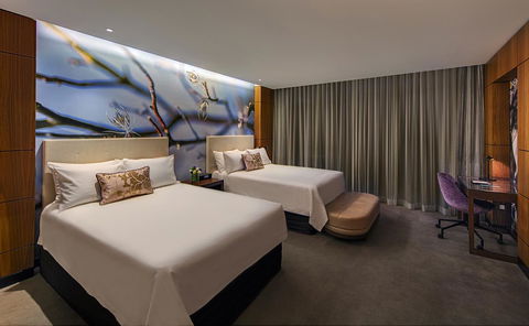 The Darling At The Star - Cruises Travel 44