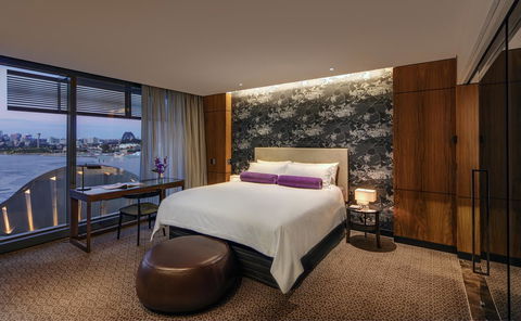 The Darling At The Star - Cruises Travel 27