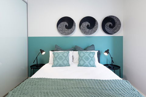 Large Light Luxe 3BDR 2BA Free Parking - Walk To Sydney Uni And RPA - Cruises Travel 7