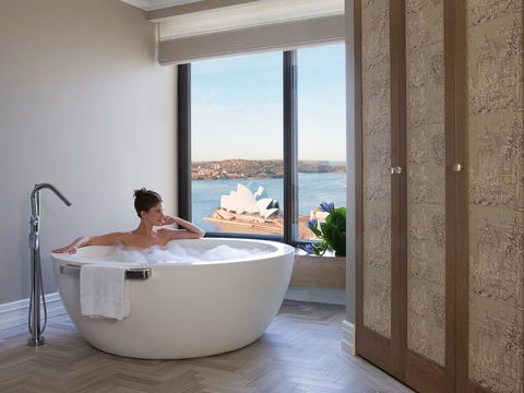 Four Seasons Hotel Sydney - Tourism Guide 39