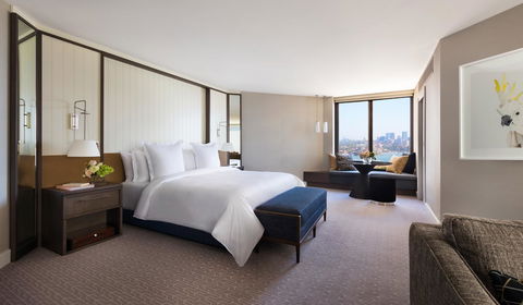 Four Seasons Hotel Sydney - Tourism Guide 7