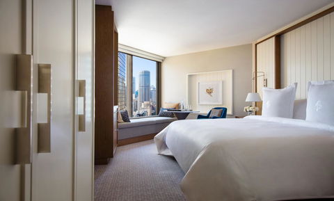Four Seasons Hotel Sydney - Tourism Guide 9