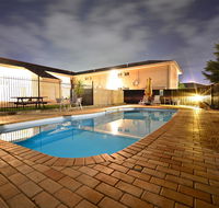 Winning Post Motor Inn - Tourism Guide
