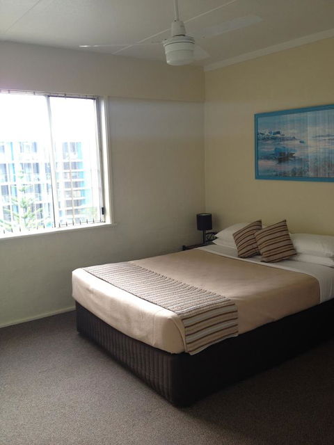 Waterview Apartments - Travel Agents 1
