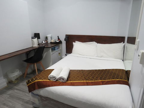 Newtown Cozy Stays - Cruises Travel 26