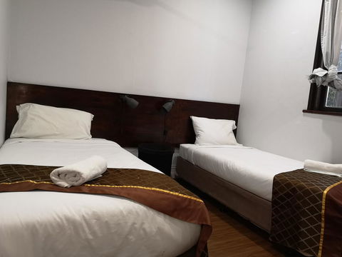 Newtown Cozy Stays - Cruises Travel 28