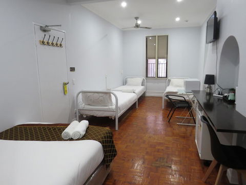 Newtown Cozy Stays - Cruises Travel 42