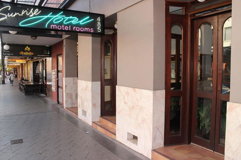 Newtown Cozy Stays - Cruises Travel 0