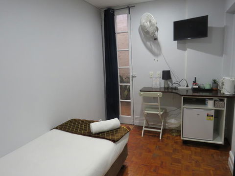 Newtown Cozy Stays - Cruises Travel 43