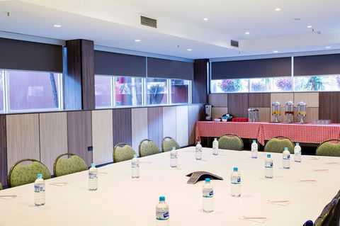 Metro Aspire Hotel Sydney - Cruises Travel 11