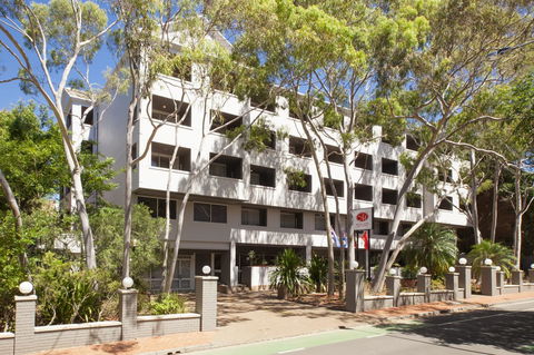 Metro Aspire Hotel Sydney - Cruises Travel 1