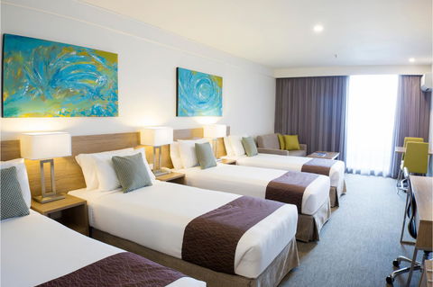 Metro Aspire Hotel Sydney - Cruises Travel 13