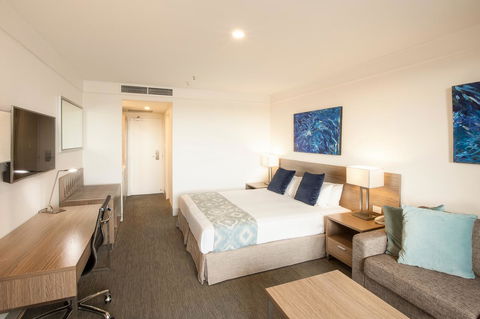 Metro Aspire Hotel Sydney - Cruises Travel 43