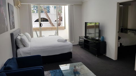 Liv Apartments Haymarket - Cruises Travel 32
