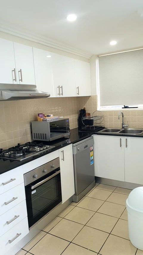 Liv Apartments Haymarket - Cruises Travel 16