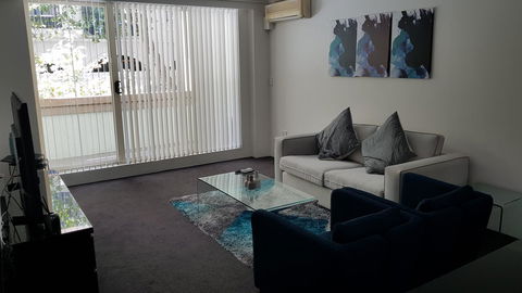 Liv Apartments Haymarket - Cruises Travel 17