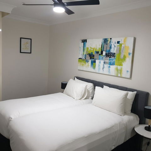 Liv Apartments Haymarket - Cruises Travel 4