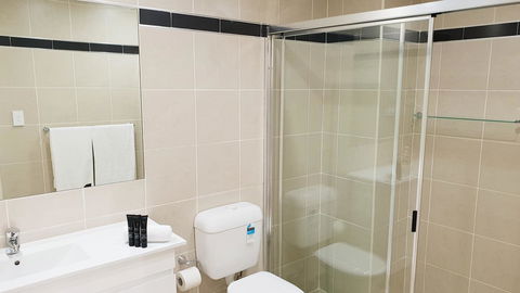 Liv Apartments Haymarket - Cruises Travel 22