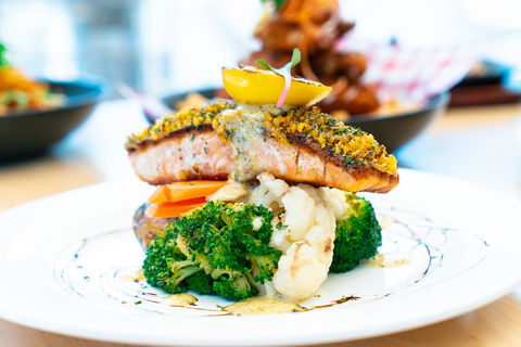 Horse And Jockey Hotel Homebush - Cruises Travel 26
