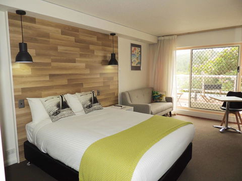 Charlesworth Bay Beach Resort - Travel Search 32