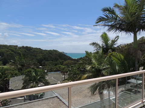 Charlesworth Bay Beach Resort - Travel Search 8