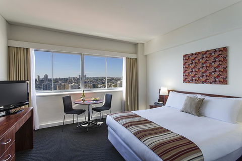 Macleay Hotel - Cruises Travel 9