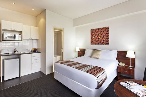 Macleay Hotel - Cruises Travel 6