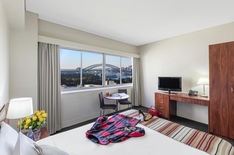Macleay Hotel - Cruises Travel 5