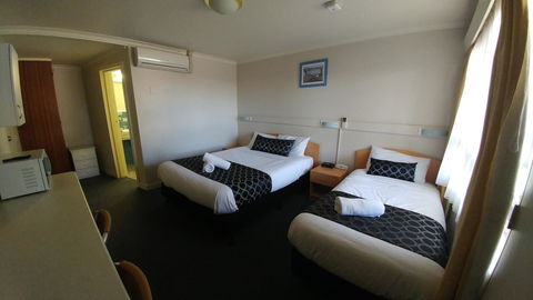 Bega Motel - Tourism Guide 18