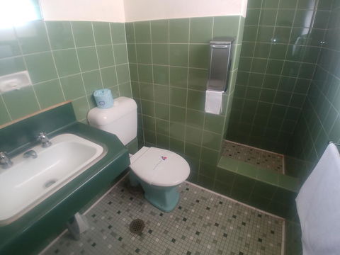 Bega Motel - Tourism Guide 12