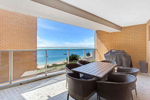 Victoria Parade, Kiah, Unit 10, 53 - Travel Agents 0