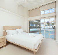 Waterfront Apartment on Sydney Harbour - Cruises Travel