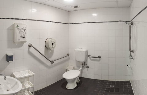 Big Backpackers Hostel - Tourism Guide 22