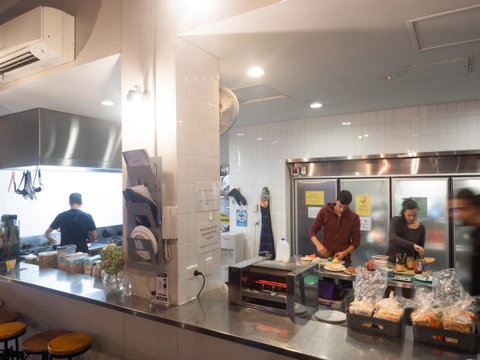 Big Backpackers Hostel - Tourism Guide 29