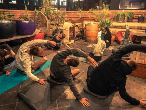 Big Backpackers Hostel - Tourism Guide 4
