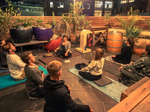 Big Backpackers Hostel - Tourism Guide 3