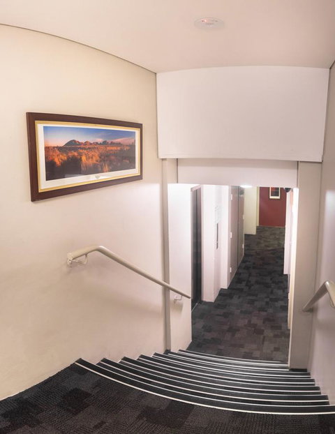 Big Backpackers Hostel - Tourism Guide 39