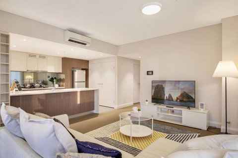 Stunning Sunset Water View 2BEDs On High Rises - Tourism Guide 1