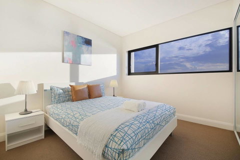 Stunning Sunset Water View 2BEDs On High Rises - Tourism Guide 2