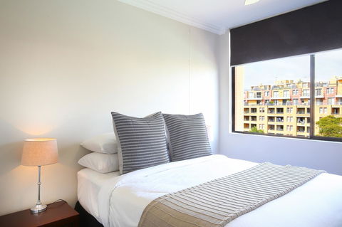 Vibrant Inner-city Living - Darling Harbour Fringe - Tourism Guide 4