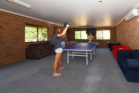 Corowa Bindaree Holiday Park - Travel Agents 18