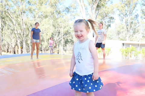 Corowa Bindaree Holiday Park - Travel Agents 5