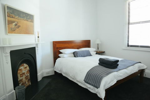 99 Hill Street Apartments - Cruises Travel 12